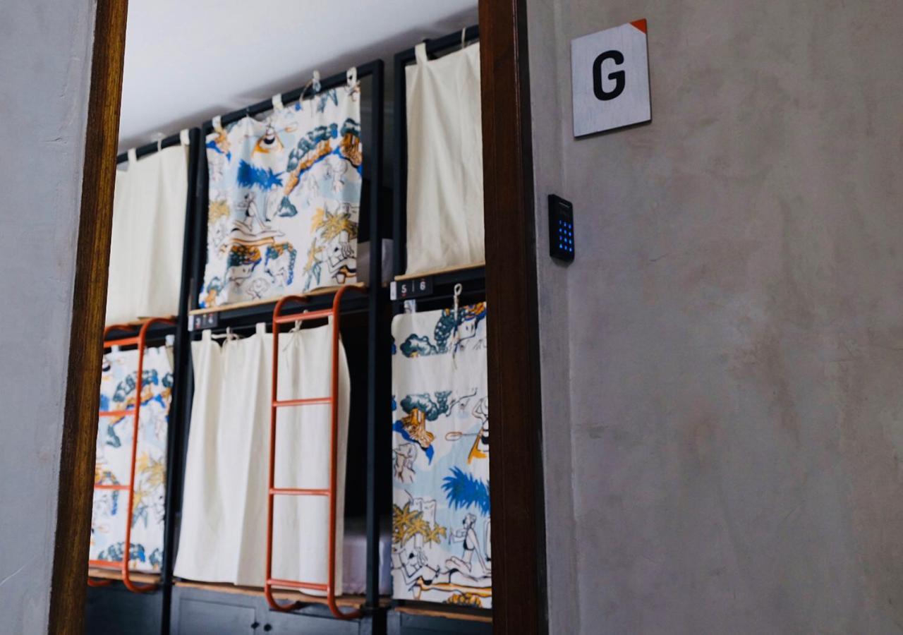 Tan Hostel X Cafe , Aonang Beach (Adults Only) Ао Нанг Экстерьер фото